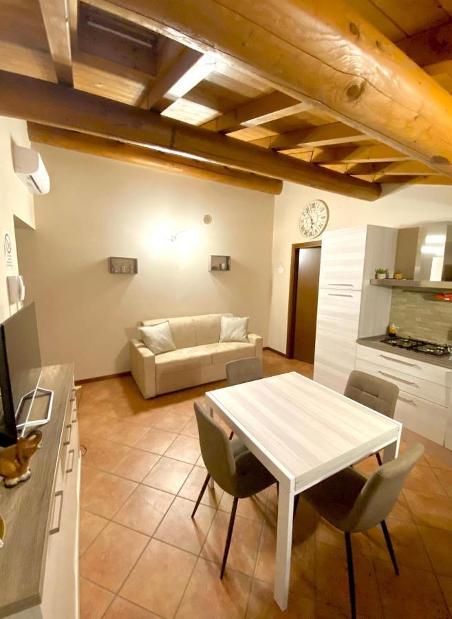 Casa Vacanze Raggio Di Sole Apartment Valeggio sul Mincio Exterior foto